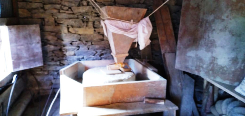 Moulin,la meule.